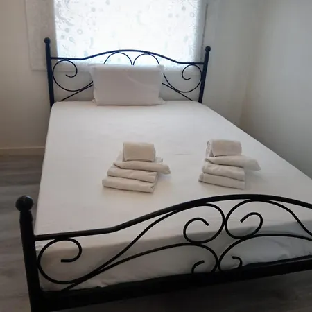 Miramar 8guests Front Terrace View * Vila Nova de Gaia